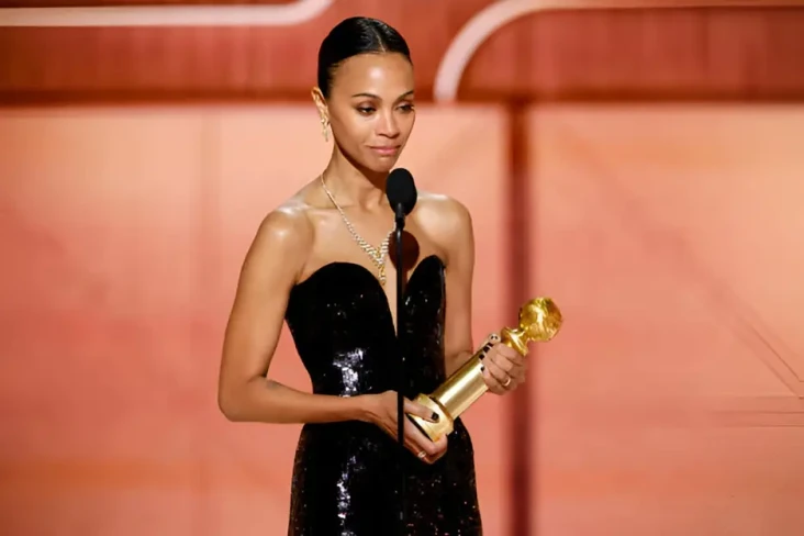 Zoe Saldana Raih Golden...