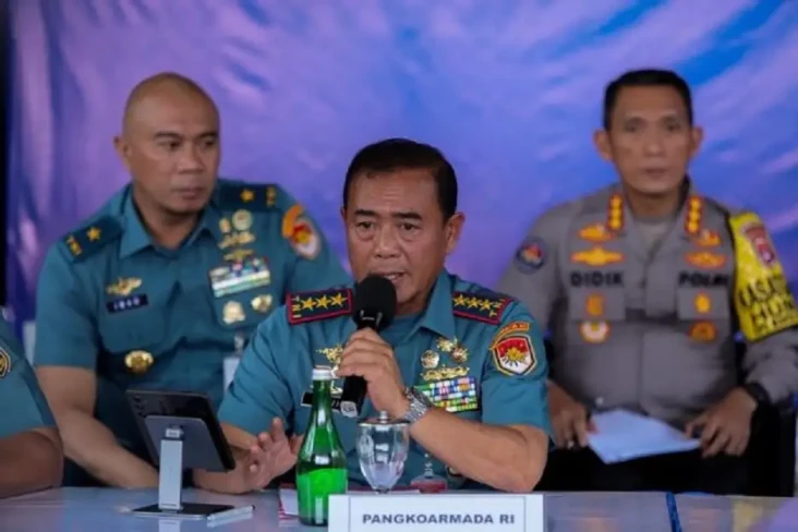 Pangkoarmada Evaluasi...