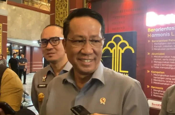 Menkum Targetkan Seluruh...