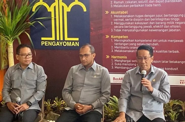 Respons Pemerintahan...