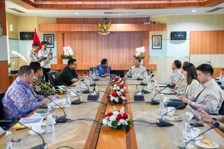 Menhut Bertemu KSP Bahas...