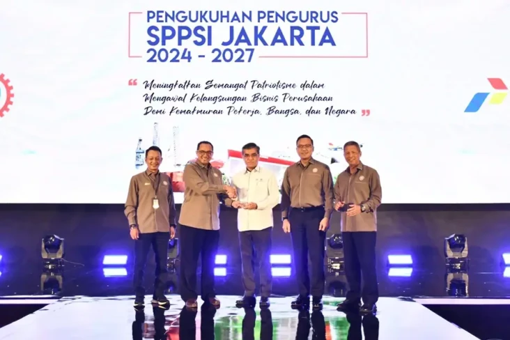Menteri Ketenagakerjaan...