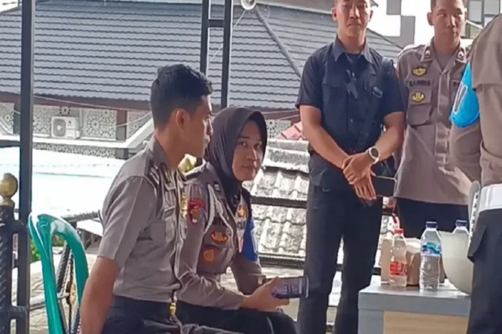 Anggota Polres Pemalang...