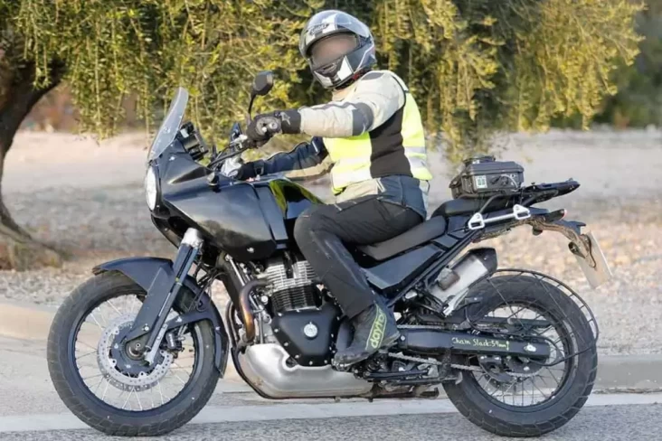 Royal Enfield Himalayan...