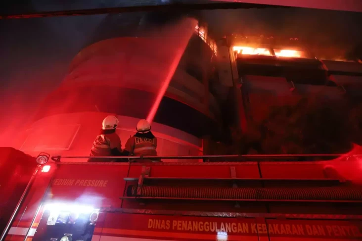 Update Kebakaran Glodok...