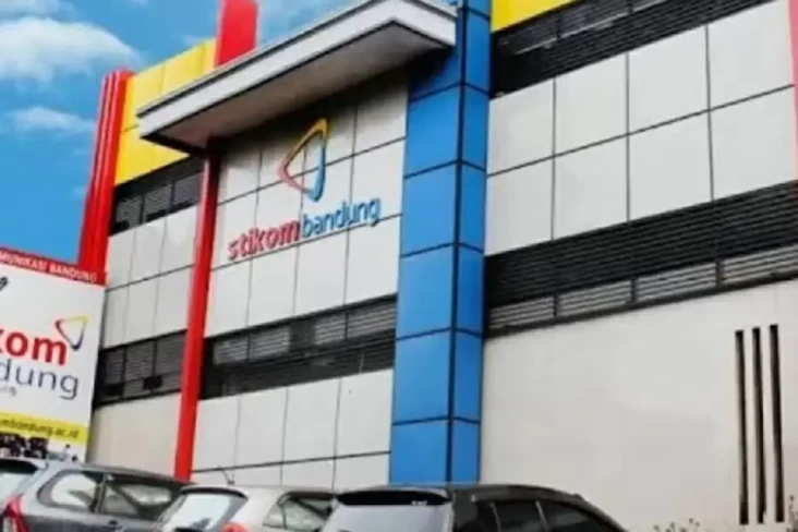 Geger, 233 Ijazah Alumni...