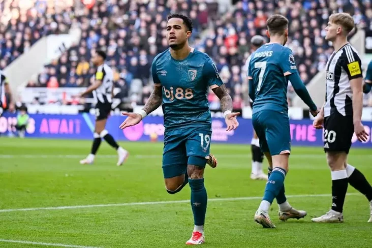 Justin Kluivert, Putra...