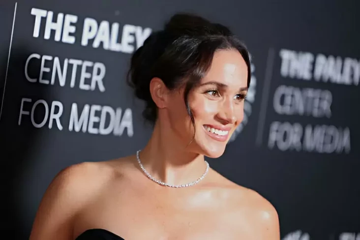 Meghan Markle Dikuliti...