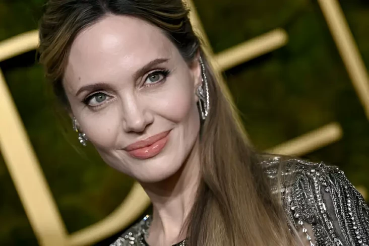 Angelina Jolie Sebut...