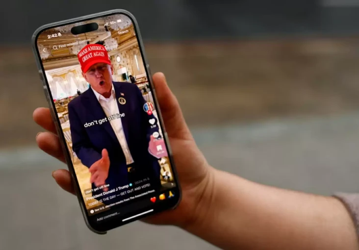 Trump Bakal Cuan Rp775...