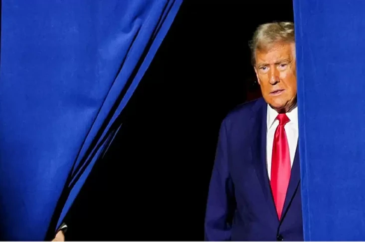 Donald Trump Dilantik...