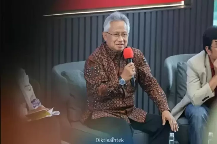 DPR Respons Kasus Menteri...