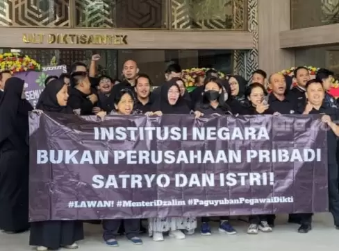 Gaji ASN Kemendikti...