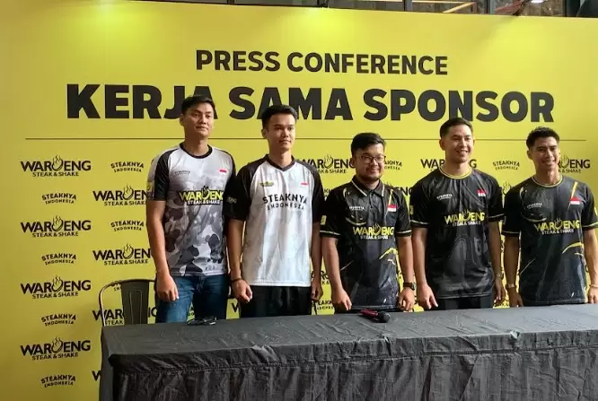 Christian Adinata Ikuti...