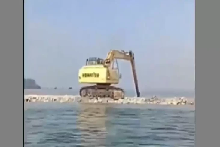 Heboh Pengerukan Pasir...