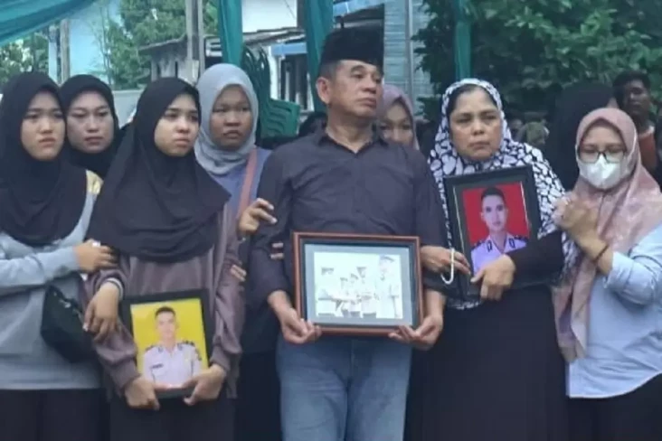 Duka Keluarga Bripda...