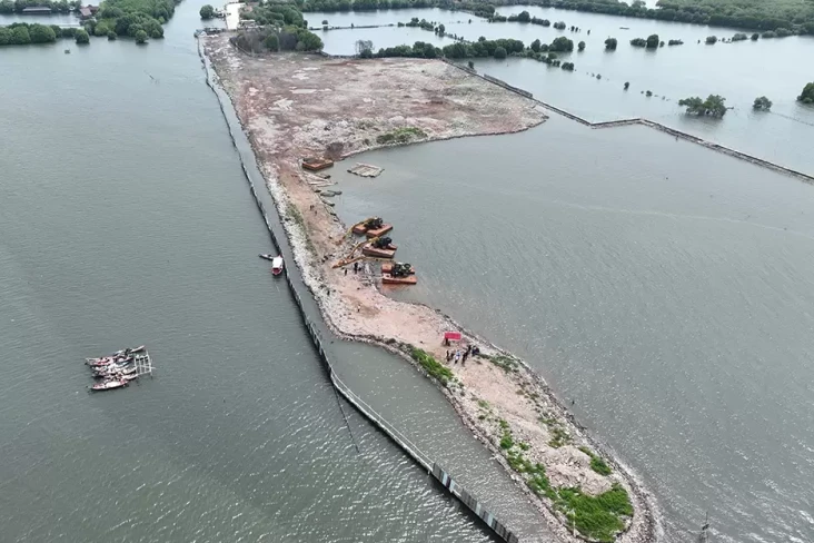 Pagar Laut Tangerang...