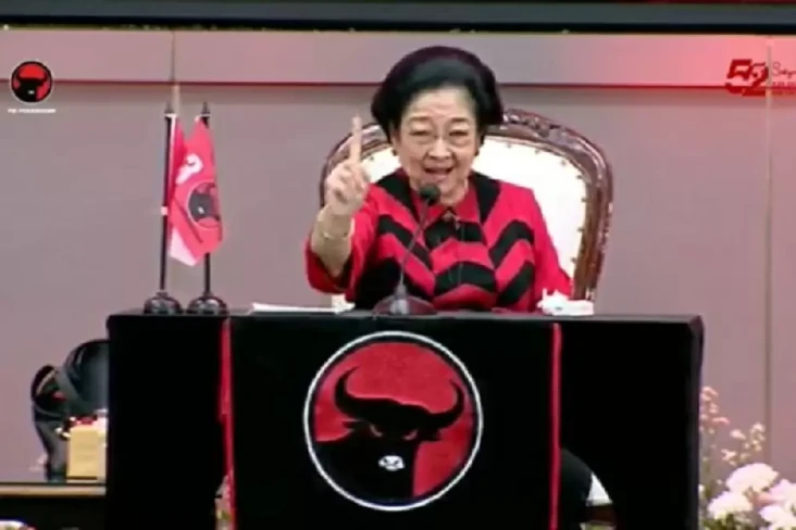 Megawati Ulang Tahun,...