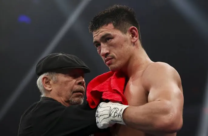 Wajah Dmitry Bivol Bengkak...