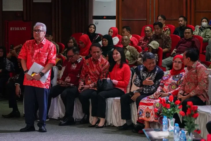 Angela Tanoesoedibjo...