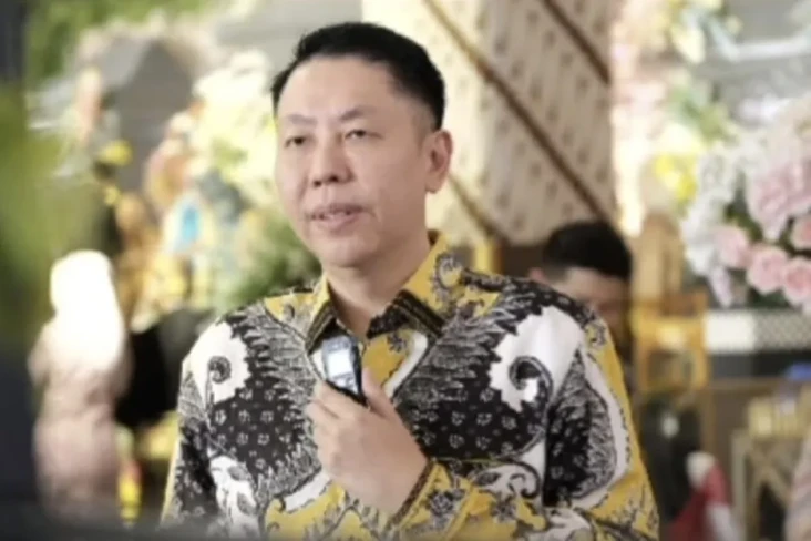 Politikus Golkar Sambut...
