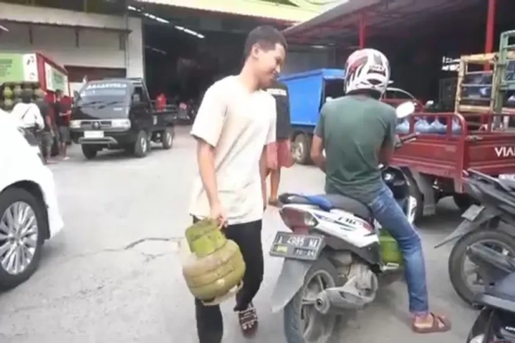 Suami di Lebak Banten...