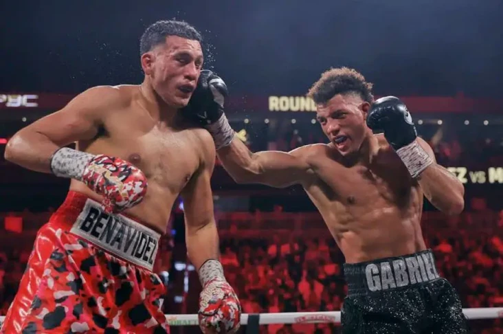 Kalah dari David Benavidez,...