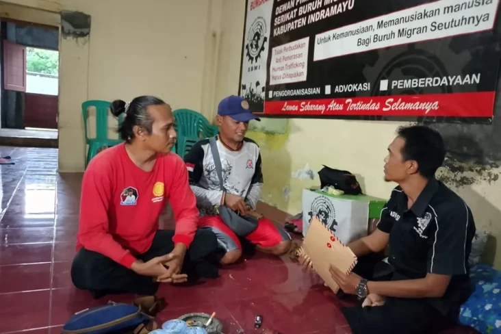 Warga Indramayu Jadi...