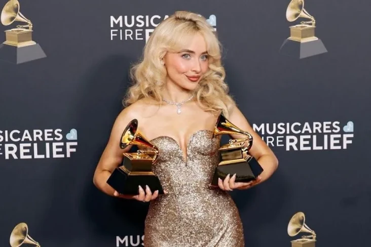 Kekayaan Sabrina Carpenter,...