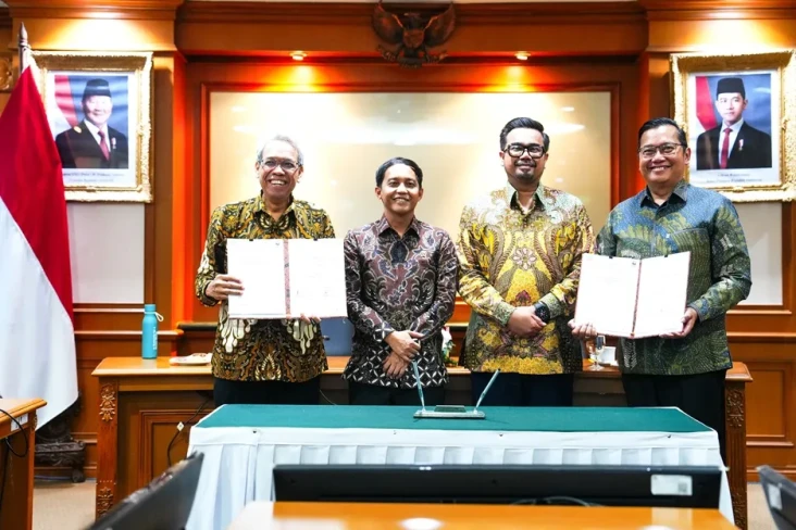 Kemenhut dan WWF Indonesia...