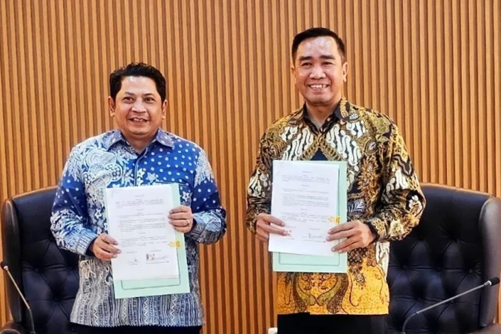 Permudah Layanan Perbankan...