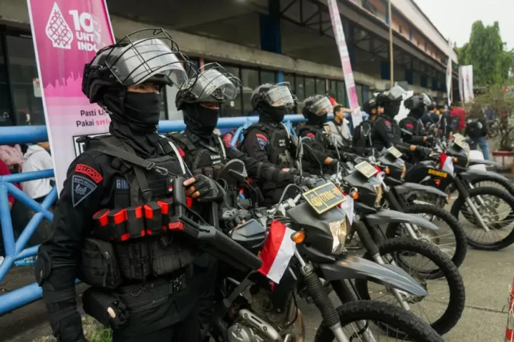 Syarat Masuk Brimob...