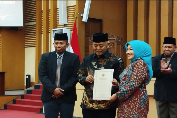 Dua Paslon Kepala Daerah...