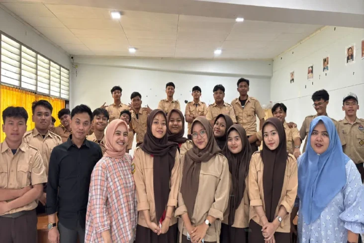 Fakultas Bisnis dan...