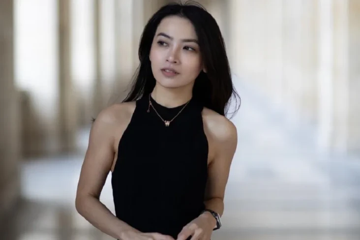 Lina Priscilla Menjadi...
