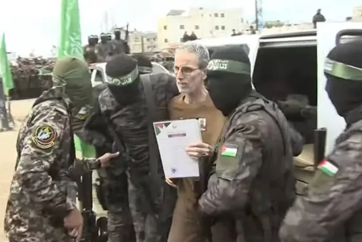 Hamas: Penarikan Pasukan...