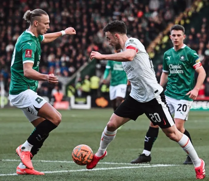 Liverpool Tersingkir...