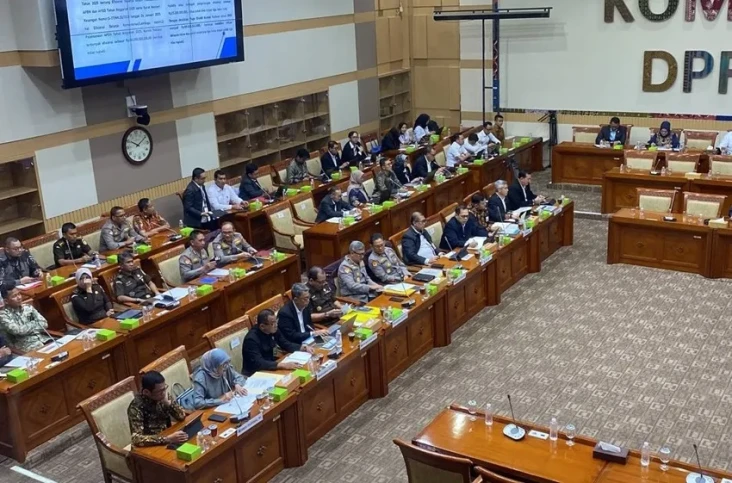 Anggaran Komisi Yudisial...