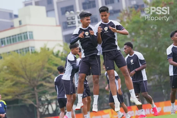 Susunan Pemain Iran...