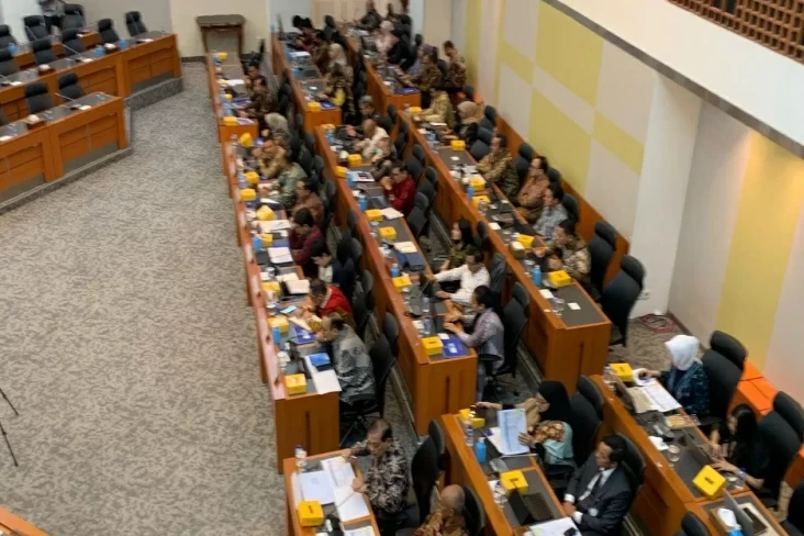 Kena Efisiensi Rp3,8...