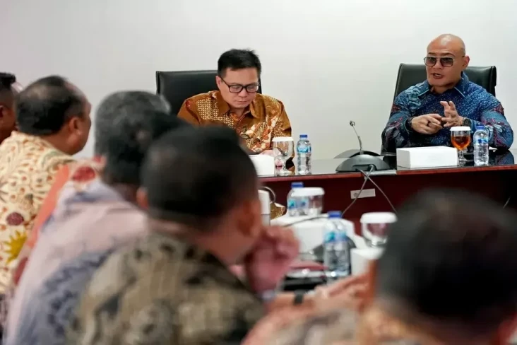 Bisa Apa Deddy Corbuzier...