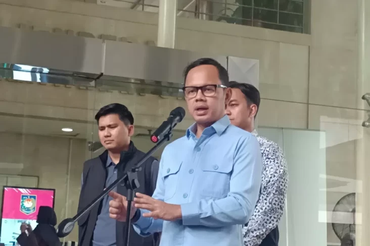 Kepala Daerah Wajib...