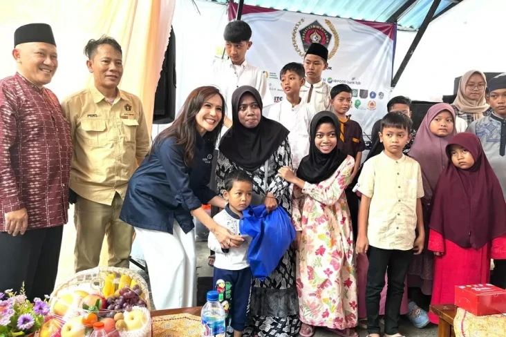 Peringati Hari Pers...