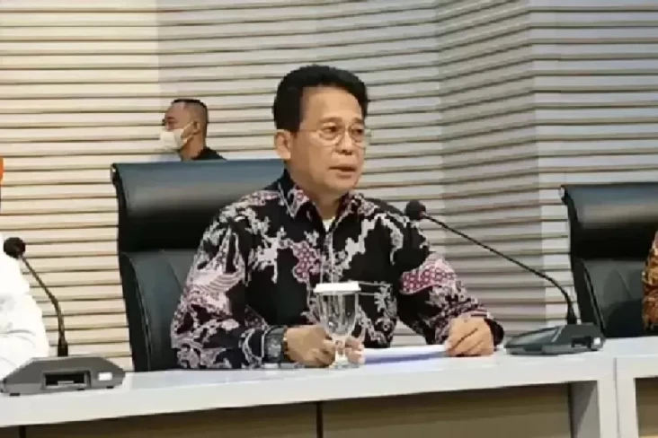 Hasto Absen Pangggilan,...
