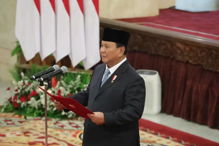Prabowo Disarankan Pimpin...