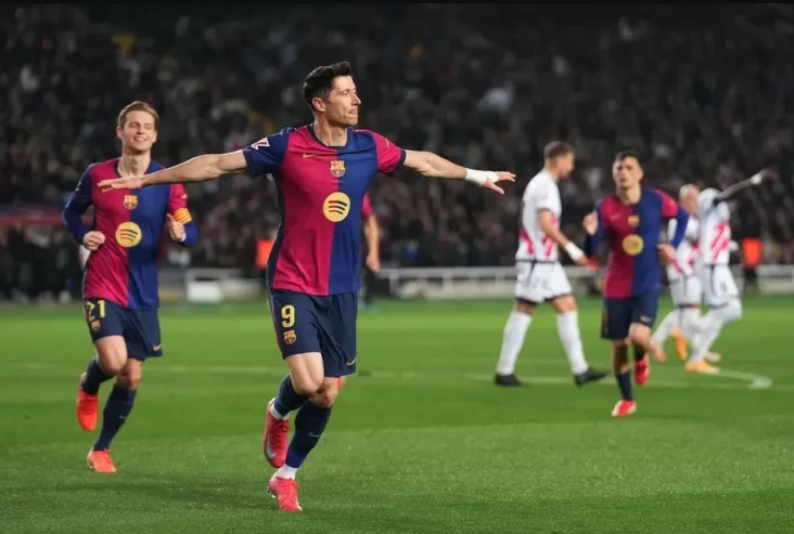 Barcelona Puncaki Klasemen...