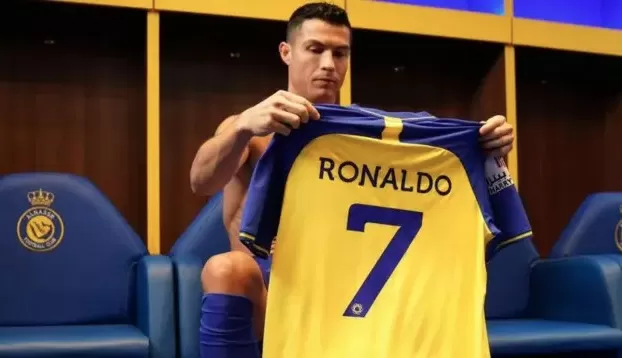 Ratusan Kaus CR7 Dicetak...