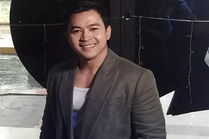 Penyanyi Malaysia Syazwan...