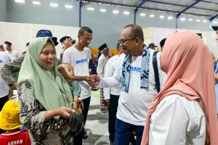Resmikan Gedung Serbaguna...