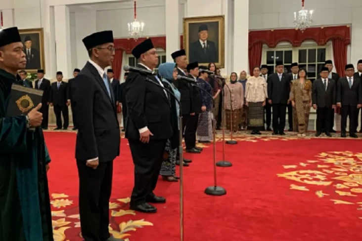 Presiden Lantik Amalia...